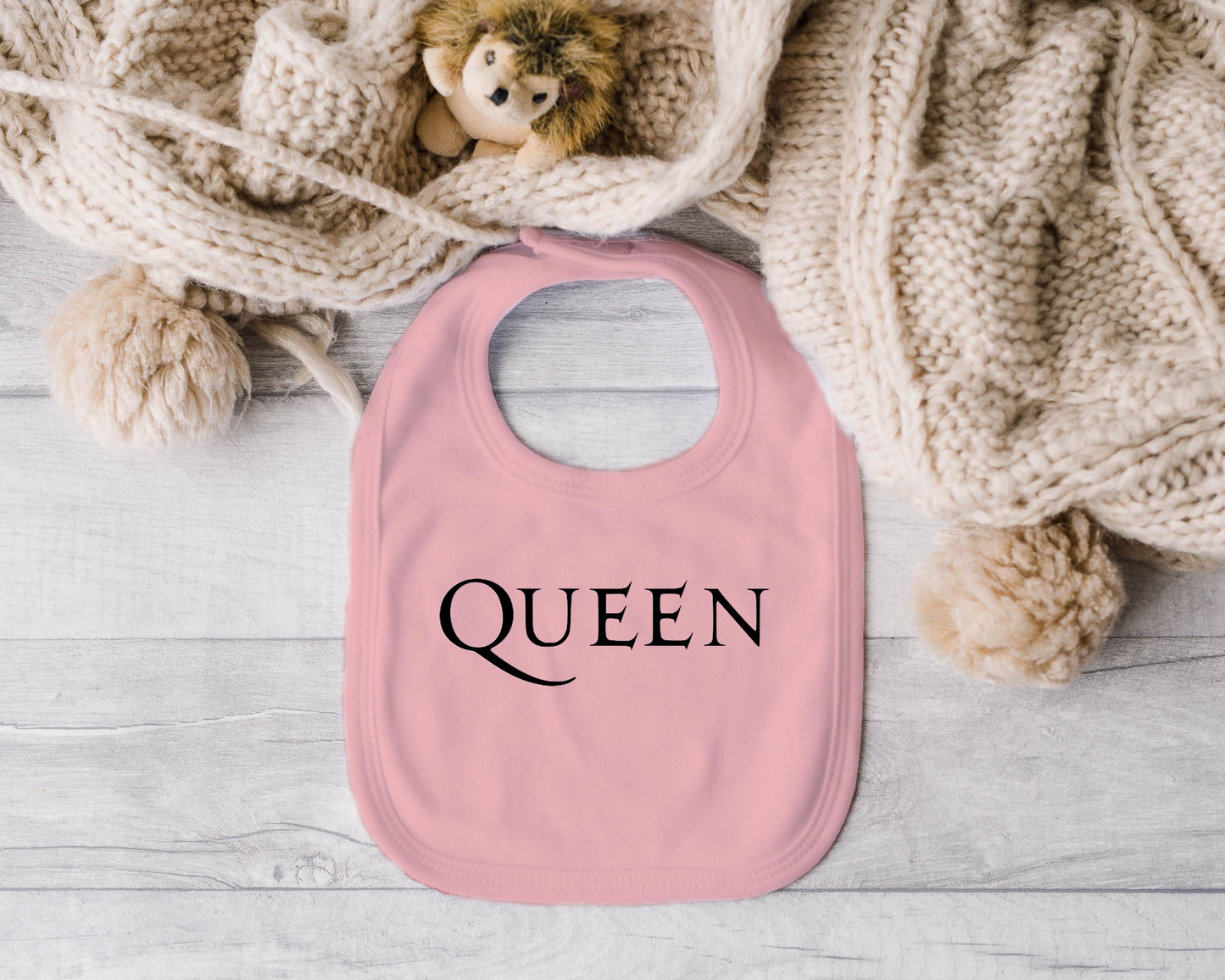 Queen Bib